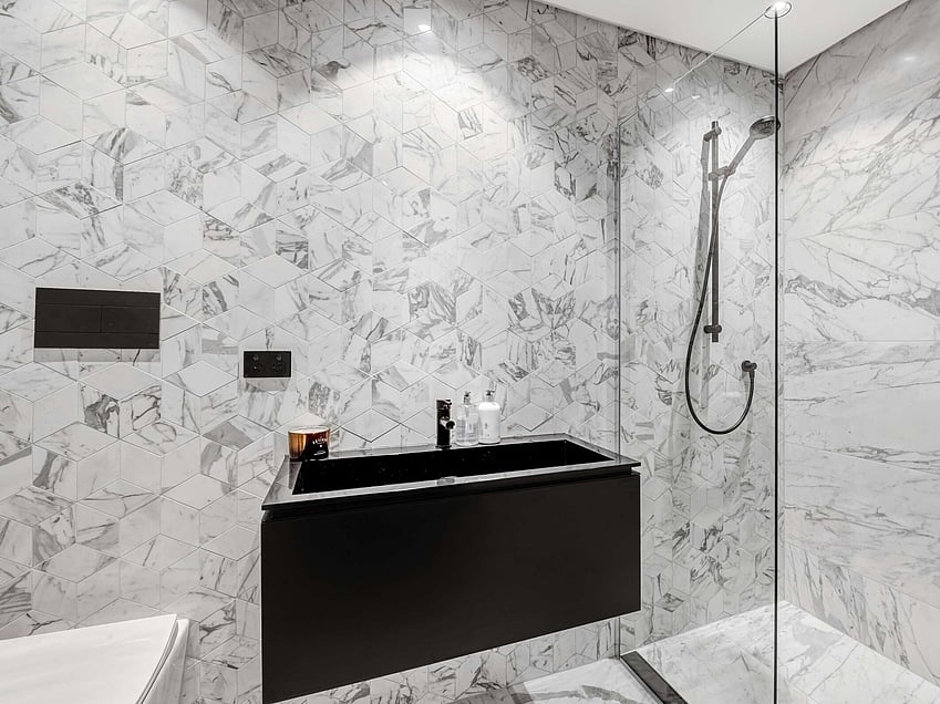 Image of a residential home renovation. Newly remodelled modern bathroom by Auckland builders, Eden Construction. New Zealand.