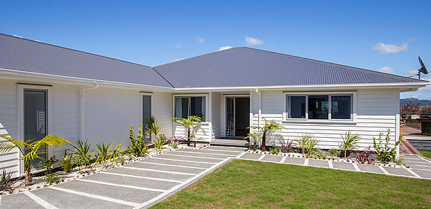 HAWKS RIDGE RISE - 4 bed, 2 lounge executive retreat