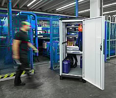 sContainer - Secure pallet-format service depot