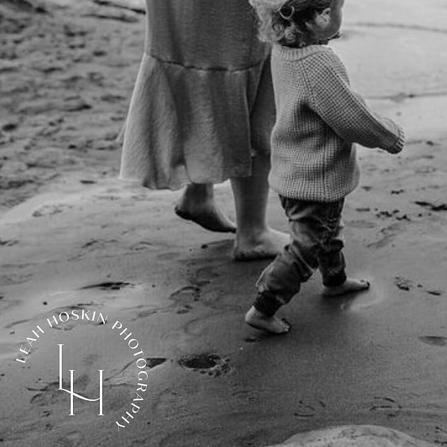 Full branding for Te Awamutu birth photographer, Leah Hoskin Photography. Creative Box, Waikato, New Zealand