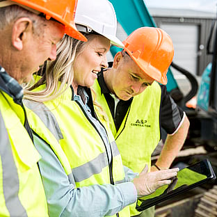 Image of Yvette Steenson, Star Safety. Health and Safety specialist and Safer Me app partner. Waikato, New Zealand.