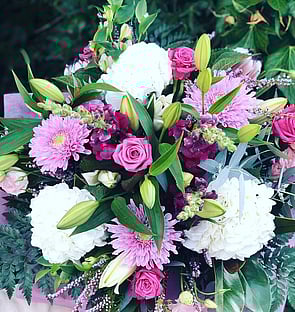 Pinks & Whites Bouquet