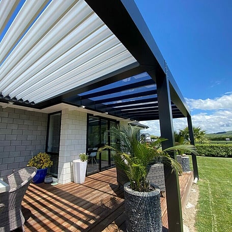 Pacific Lourve covering a deck in Rotorua