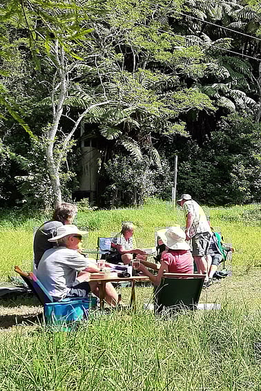 picnic on lake rotoiti