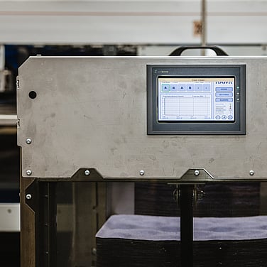 Hawk Tech tray denester accommodates a range of tray types including Z, Standard, Euro, and RDT trays