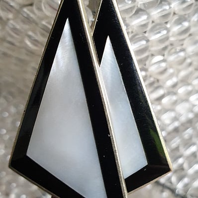 Retro Rummage have a large range of vintage, boho and retro earrings