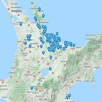 Map of the North Island with over 500 pinned locations showing where Bay Solar has installed solar systems