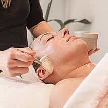 Lymphatic Enzyme Therapy Beauty Salon in Palm Springs, Papamoa