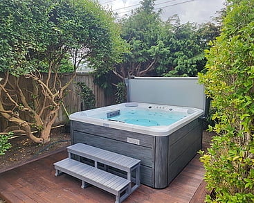 View of spa pool area of 14 Cologne Street