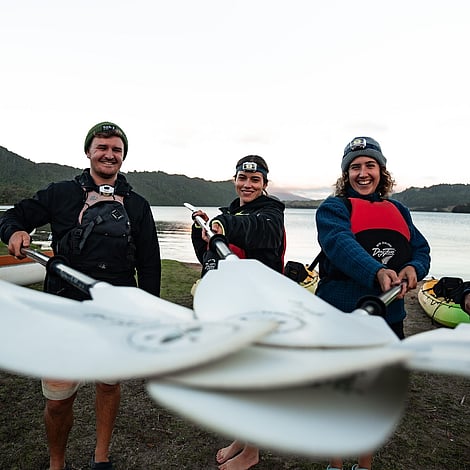 Safety briefings and paddle games with the Taiao Adventures guides before heading off to see the glow worms by kayak