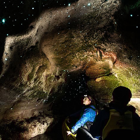 Customers experiencing the best glow worm tour in Rotorua