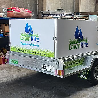 Digitally printed ACM panel on Lawn Rite Trailer