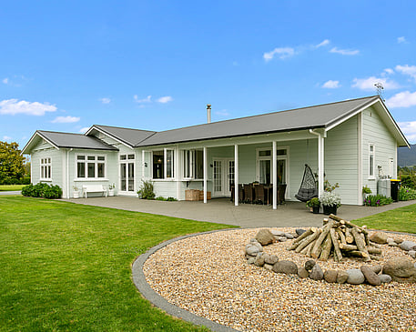 Image of Oakshott Road, renovated home by Whitechurch Construction, Waikato residential builders.