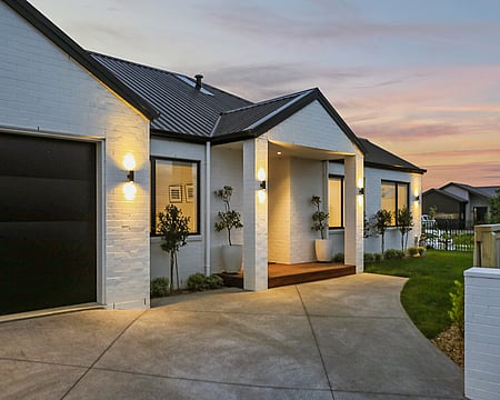 Exterior images of Gateway Road new build by Whitechurch Construction, Waikato residential builders.