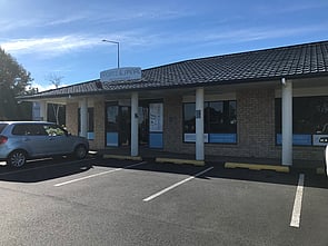 Henderson - Henderson Medical Centre, Montel Ave