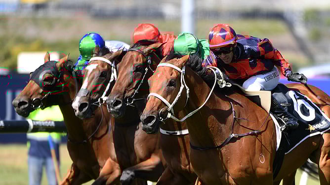 Final Return (outside) winning the Gr.3 Eagle Technology Avondale Cup (2400m). - Photo: Kenton Wright (Race Images)