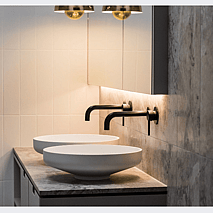 PLUMBING & DRAINLAYING