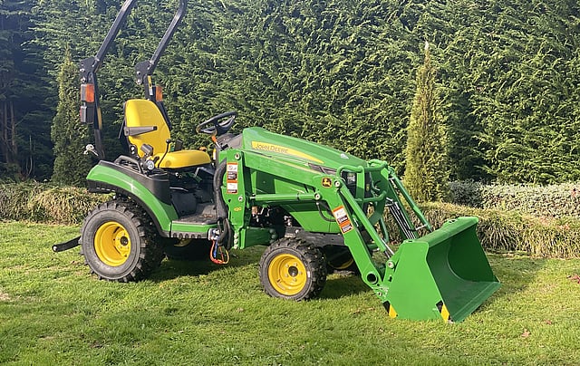 John Deere 25hp Tractor