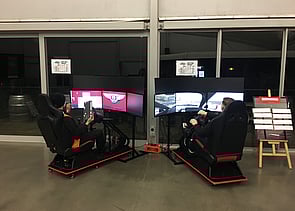 VAPO - HAMPTON DOWNS - Drifting and V8 supercars track racing