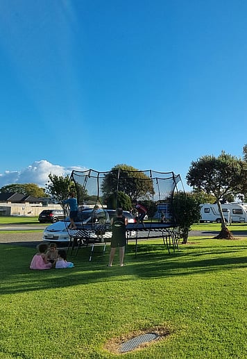 Trampoline