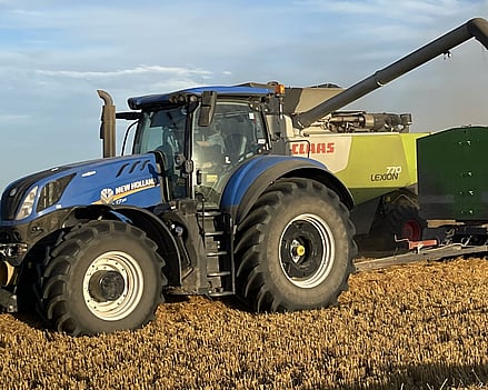 Testimonial from Maja and Kaja from Denmark