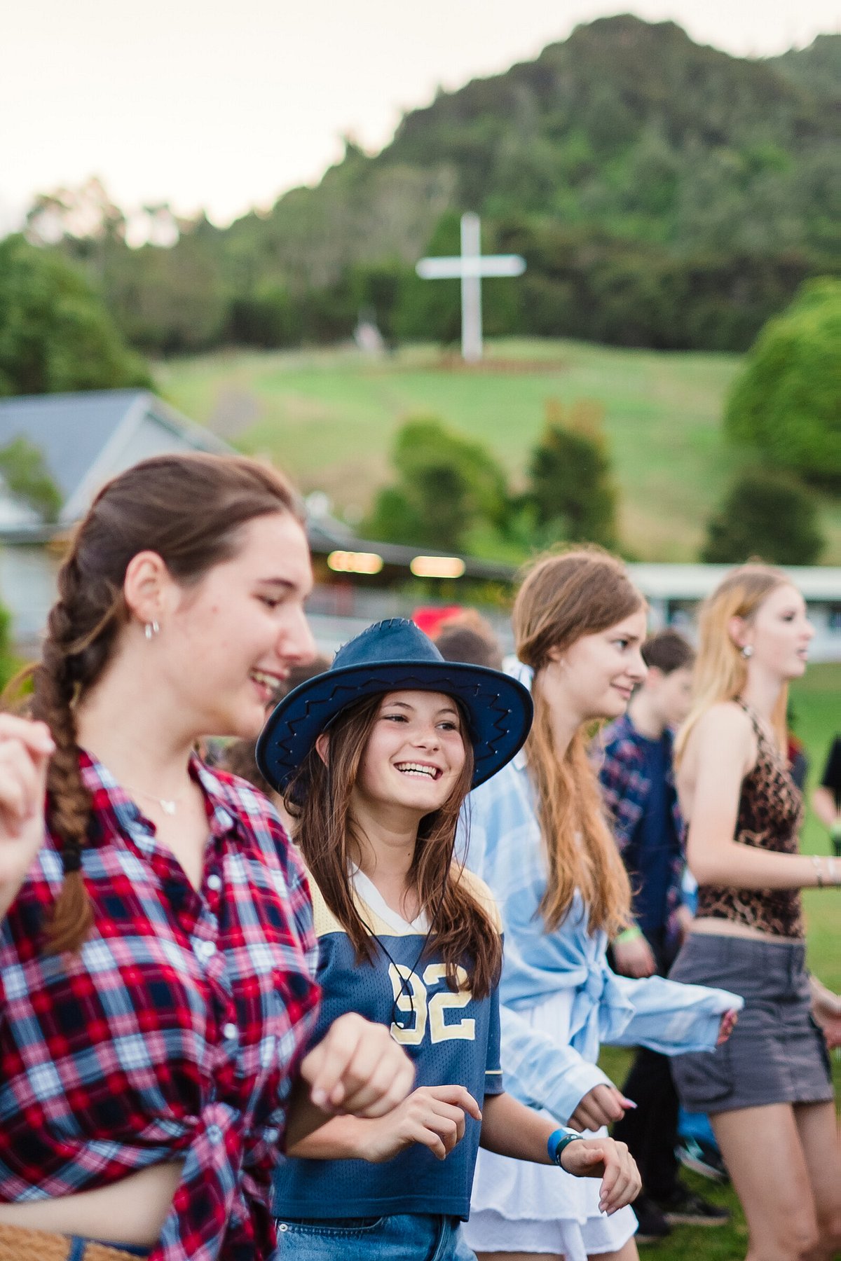 Christian Youth Camps Incorporated logo