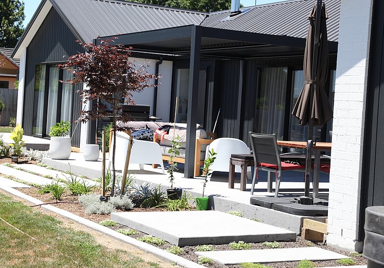 Louvre on outdoor entertainment area