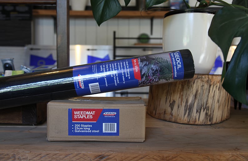 Weedmat & Staples Page