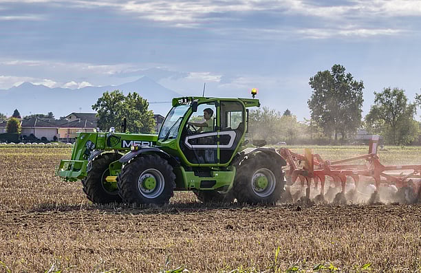 Telescopic Tractors (Multifarmer) - Telehandler power meets tractor versatility.