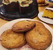 Chocolate chip cookies, a love of Orlando and Aurora. something that doesn't last long.