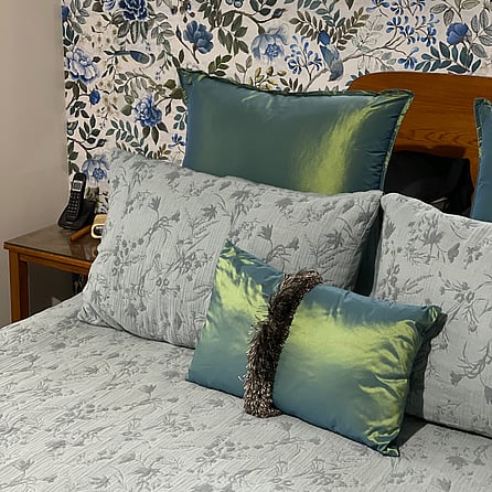 Tablescape styling by Julia Empson, Interior designer and stylist. Waikato, New Zealand