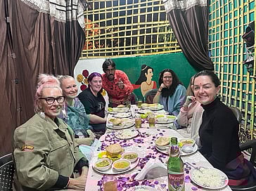 Travel Tours in India - enjoying local the food