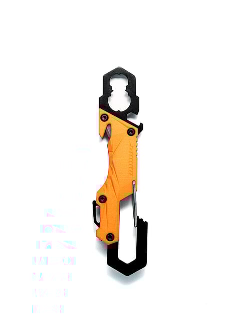 Vitool multi-tool in Amber – compact, durable, and designed for rugby and football players