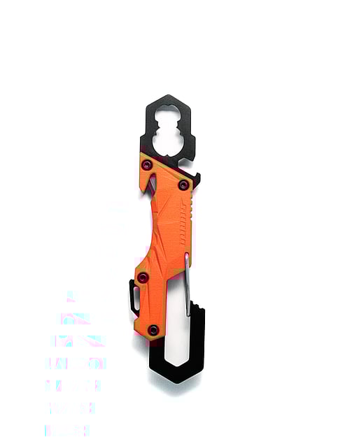 Vitool multi-tool in Magma – ergonomic, durable, and ideal for on-field and training use