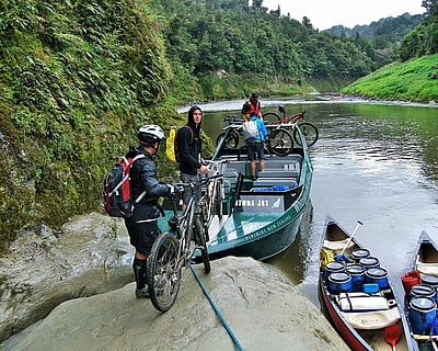 Bridge to Nowhere One Day Mountain Bike Jet Boat Ride