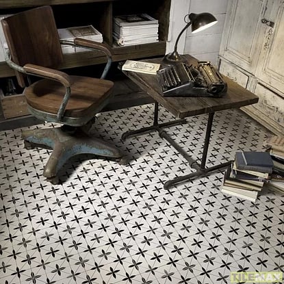 Replica Petal Noir Cambridge Tiles