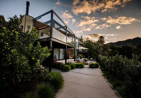 modern, contemporary, steel, mono pitch beach home designers waihi, waihi beach, mount maunganui, raglan, omokoroa, katikati, karangahake gorge & tauranga