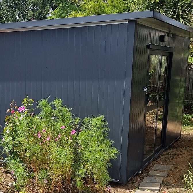 3.6m x 2.4m Black Short End Ranchslider