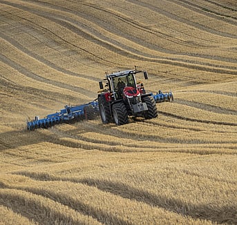 Massey Ferguson 9S in a Pukekohe Field