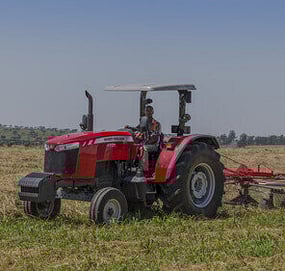 Massey Ferguson 4700