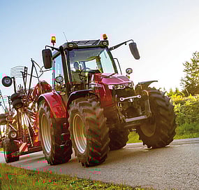 Massey Ferguson 5700S