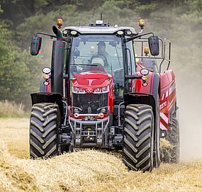 Massey Ferguson 8700