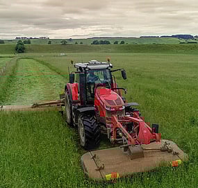 Massey Ferguson 8700