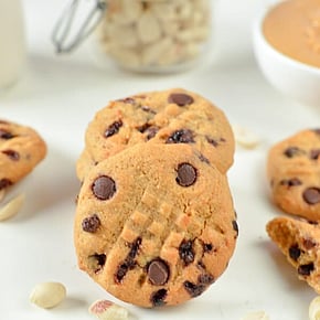 Coconut flour peanut butter & choc chip cookies