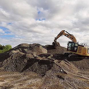 Shinfle off farm in Hastings, Driveway metal in Hastings, gravel in Hastings, Farmwork, Digger, Excavator Hastings, Drilling Hastings, Auger in Hastings,Farm Silage Pit, Farm Tracks, Farm Earthmoving, Offal Holes, Offal Pits