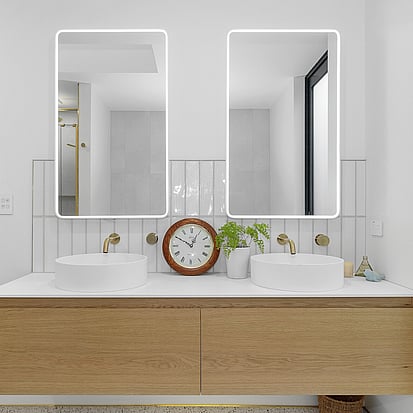 Image of modern tiled bathroom. Tiling service by Cosmic Tiling for Iconic Construction. Waikato.