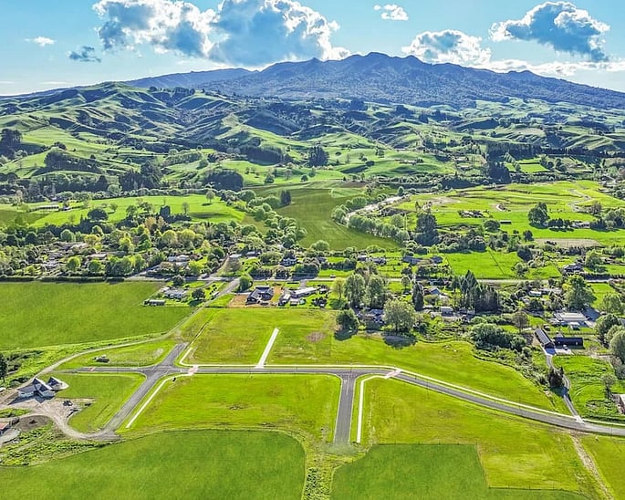 Image of section lots at Amber Views, Collinson Street subdivision. Pirongia. House & Land packages with Whitechurch Construction, quality Waikato builders.