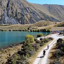 Guided bike touring in New Zealand