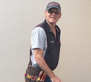 Ben Kregting of Kregting Electrical (Kuaotunu) at work