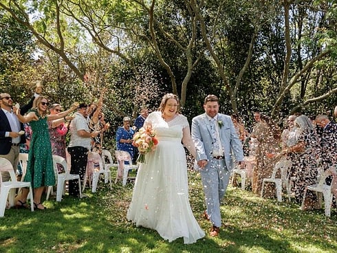 Small micro weddings on Kapiti Coast, Wellington, Otaki, Levin, Paraparaumu, Te Horo for groups of 4 to 40 people